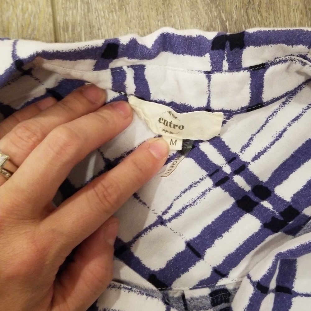 Violet Color Tunic Button Down Size Medium - image 2